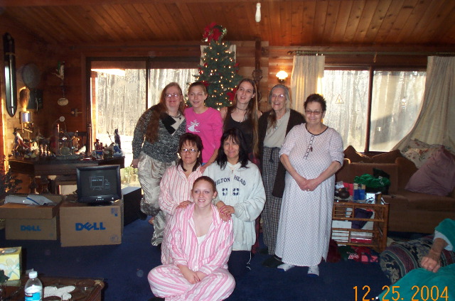 Joyce, Megan, Maia, Peg, Cindy's Mom, Cindy, Maria, Joanna
