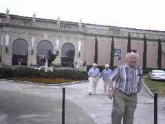 Dad leaving Art Museum