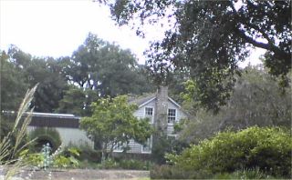 BrookfieldGardens70-kitchen